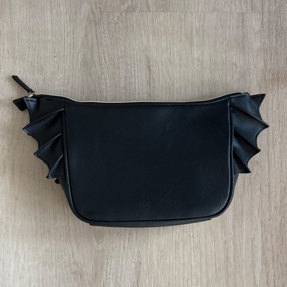 Jeffree Star Halloween batwing clutch - Picture 2 of 5